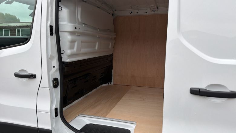 Renault Trafic Lwb Diesel LL30 Blue dCi 130 Advance [Safety] Van